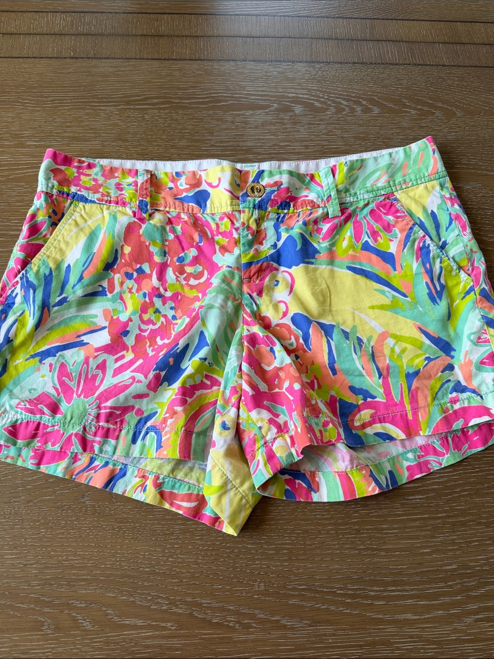 Lilly Pulitzer Multicolor Tropical Floral Jean Shorts 12 Ladies